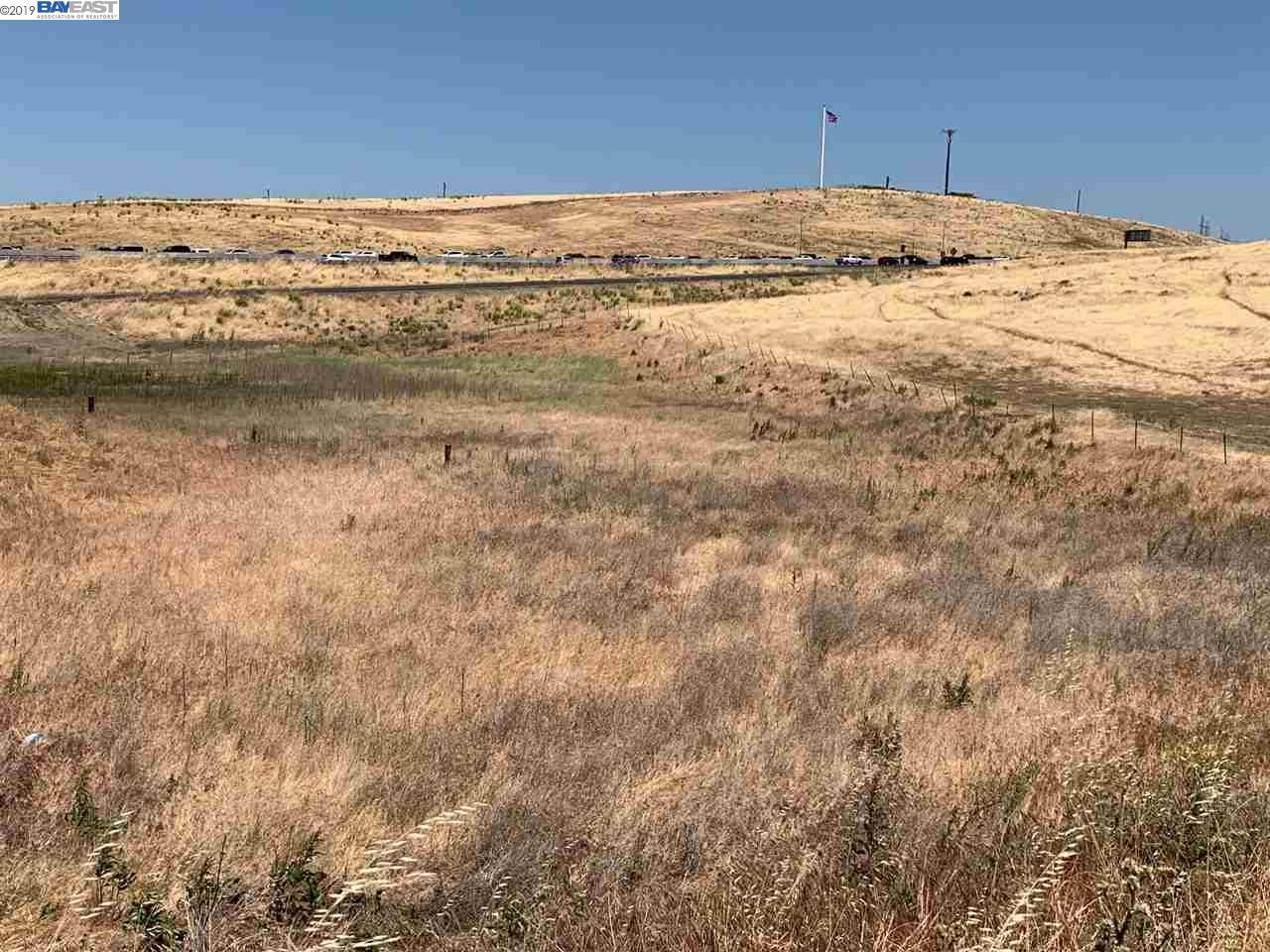 Interstate 580 - Photo 1