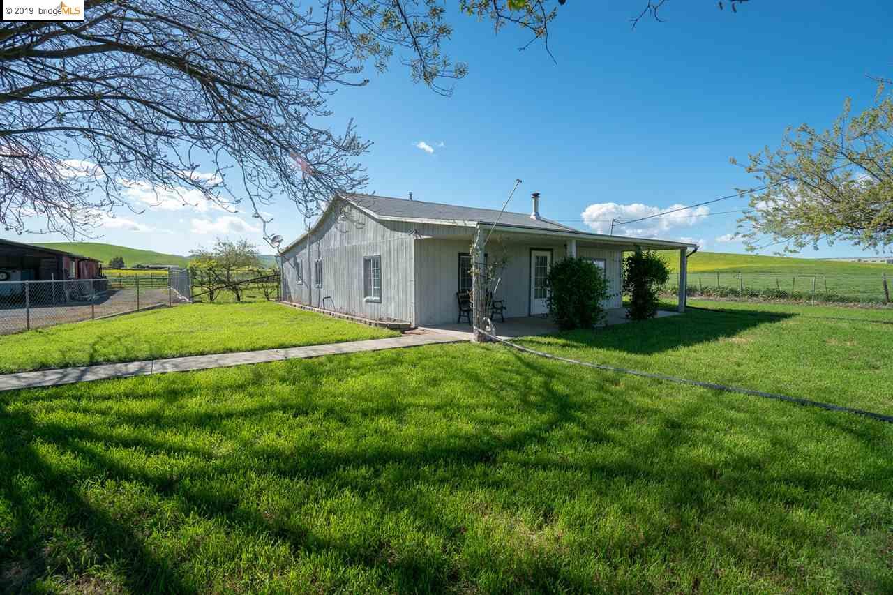 6801 Deer Valley Rd - Photo 1