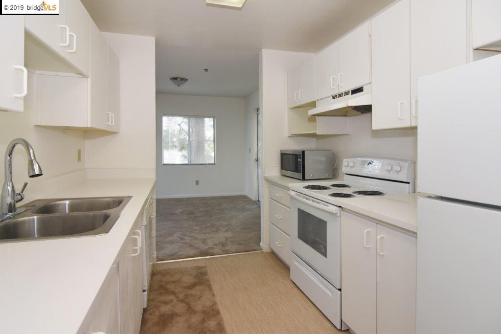 535 Pierce St - Photo 1