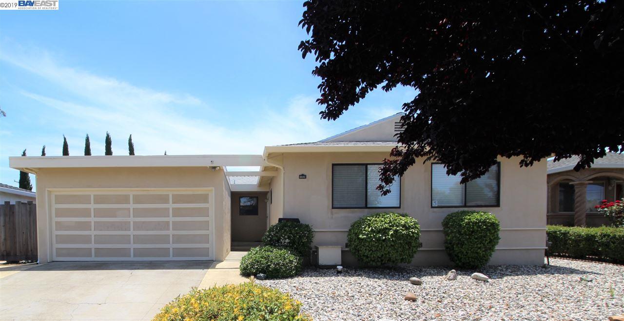 1358 Henderson Ln - Photo 1