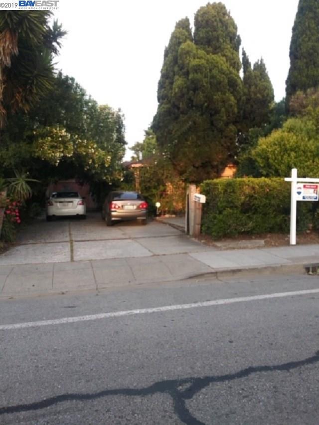2272 University Avenue - Photo 1