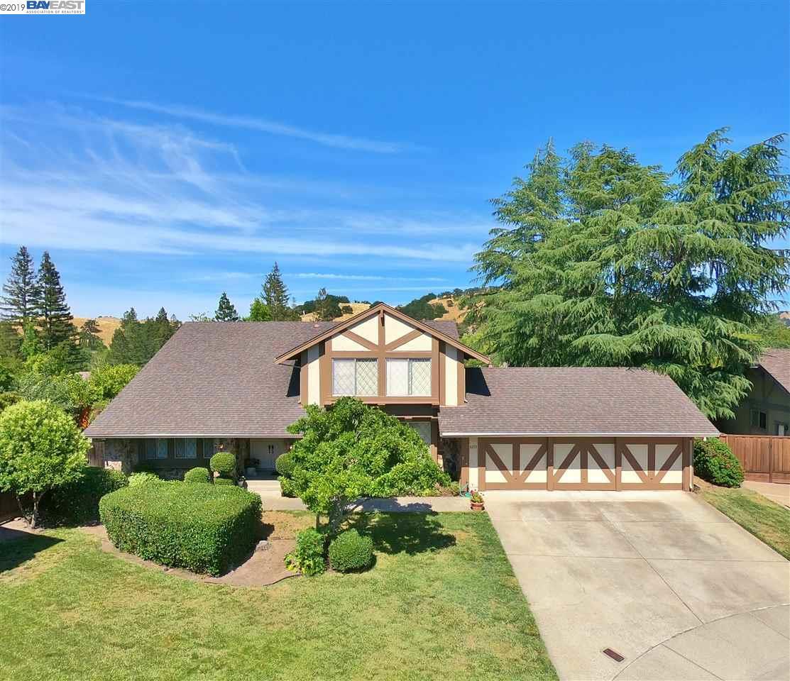 2252 Bromfield Ct - Photo 1