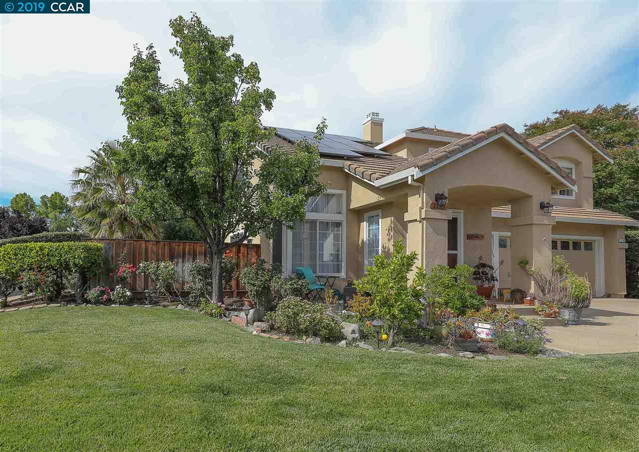 1135 Brookdale Dr - Photo 1