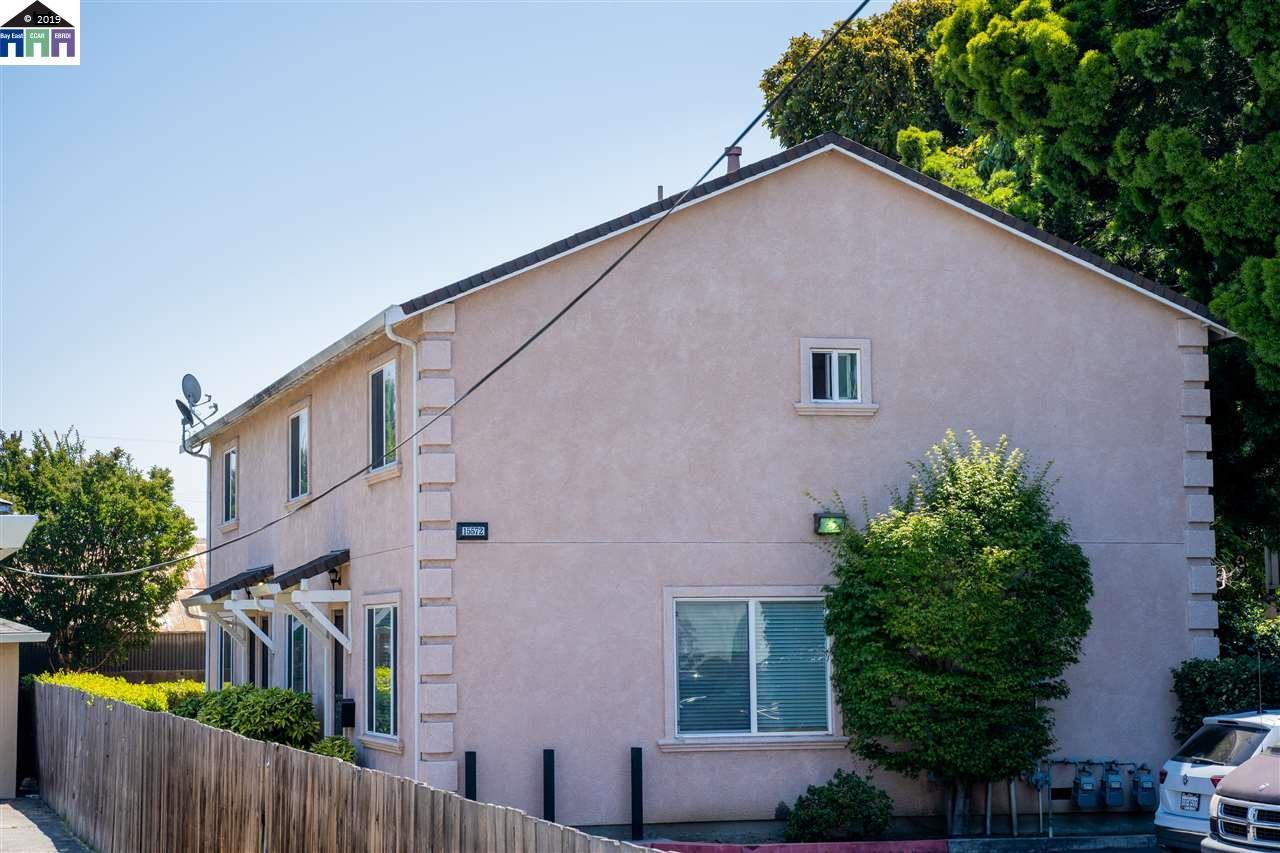 15572 Usher St - Photo 1