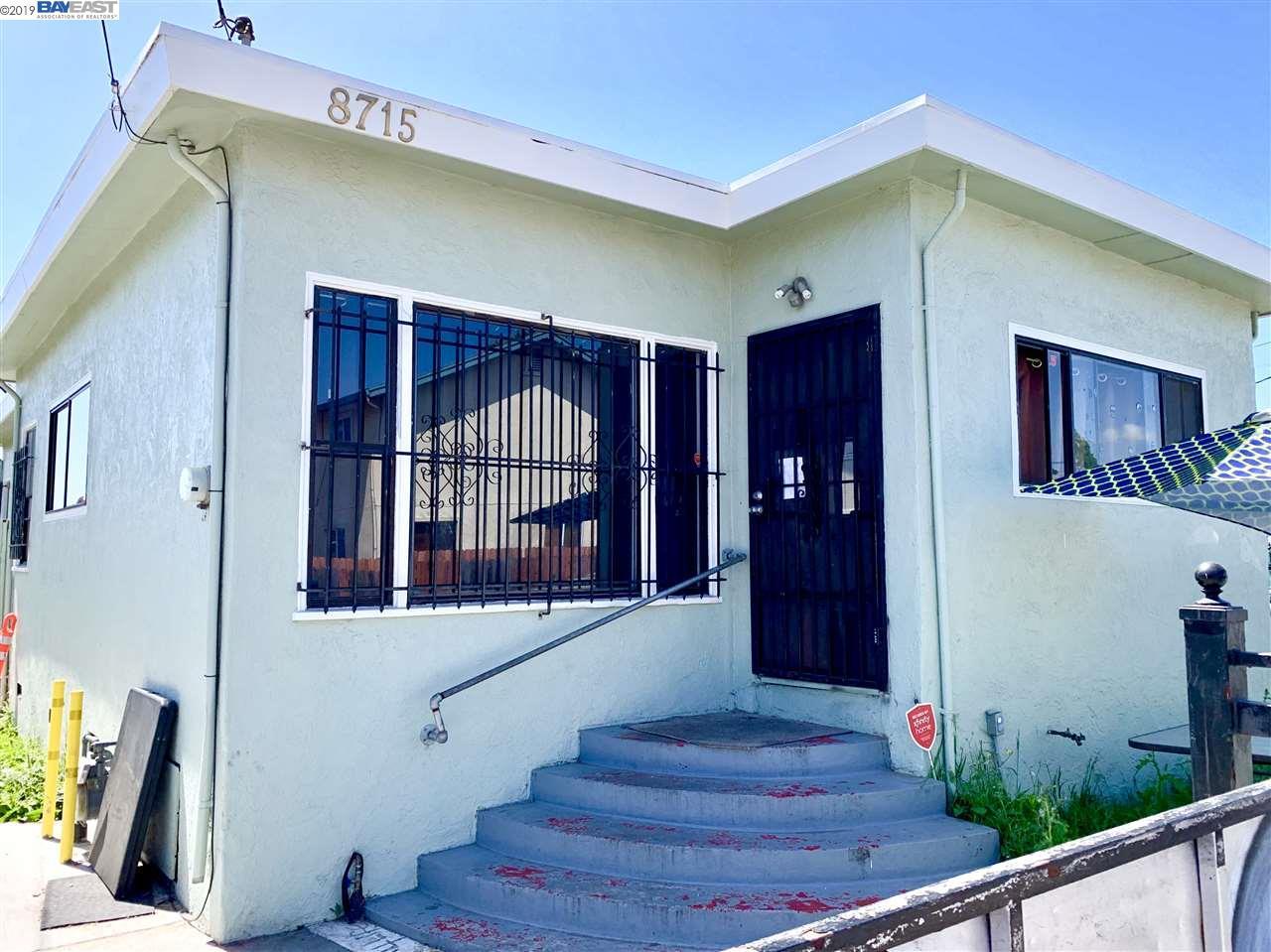 8715 St - Photo 1