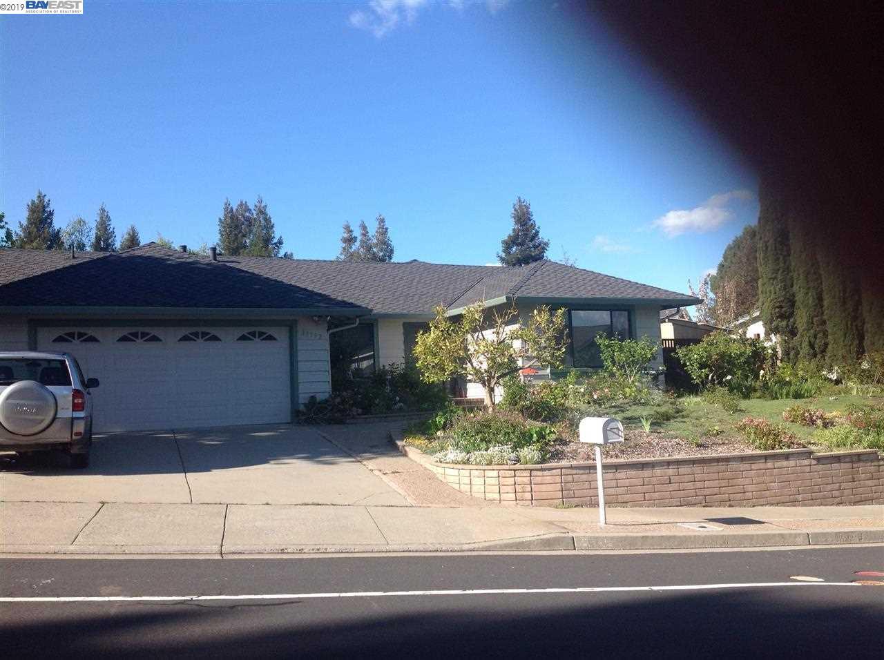11732 Bloomington Way - Photo 1
