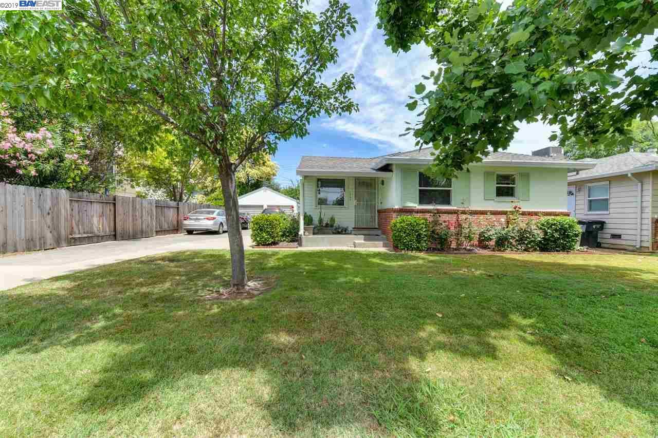 523 Messina Dr - Photo 1
