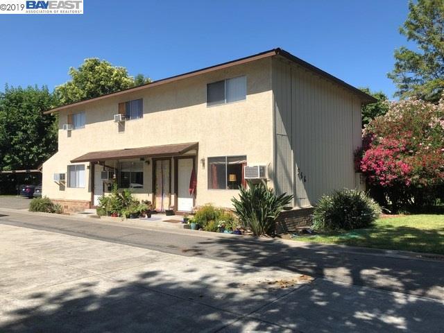 366 Rose Ave - Photo 1