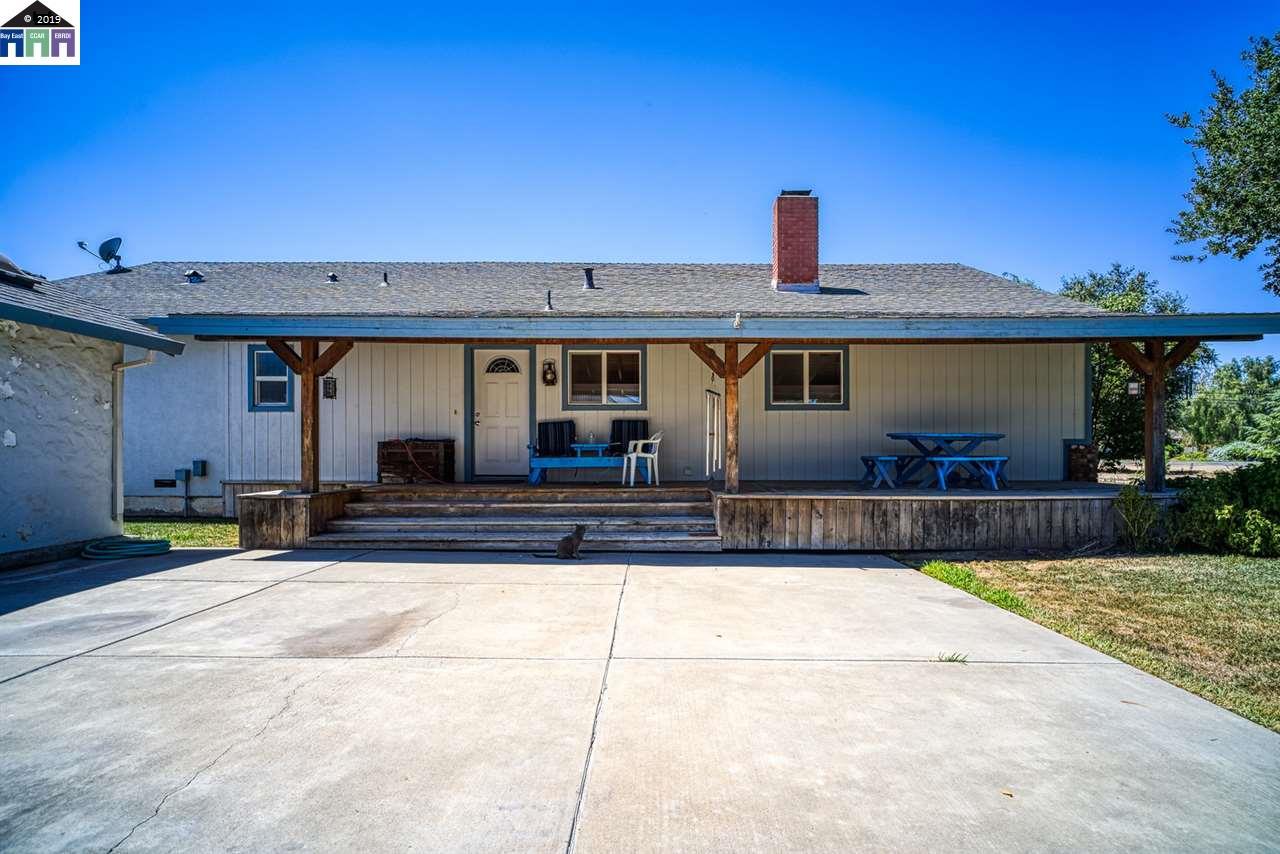 32568 Bird Rd. - Photo 1