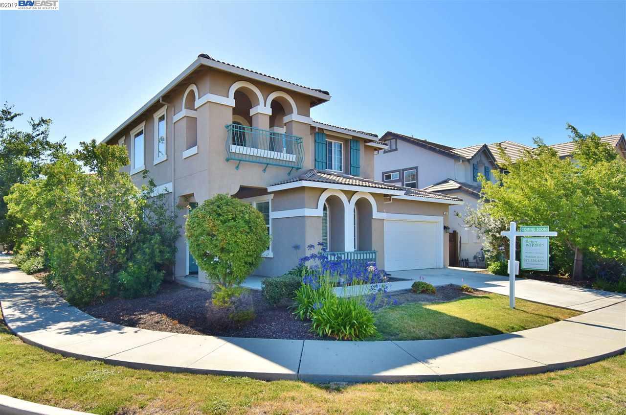 2467 Mojave Dr - Photo 1