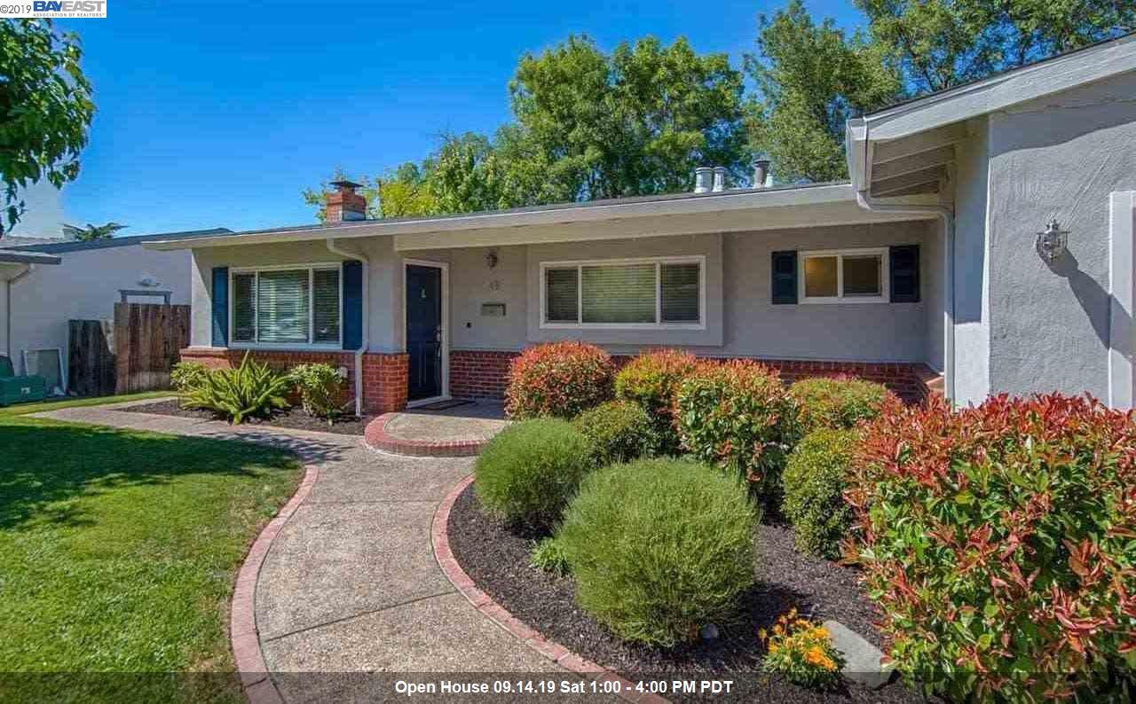 48 Kathryn Dr - Photo 1