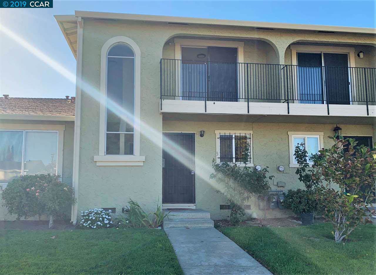 5 Meadowbrook Ave - Photo 1