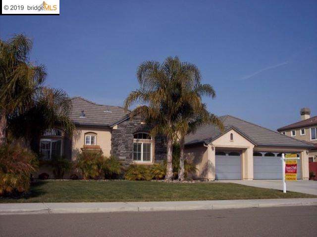 2471 Stanford Way - Photo 1