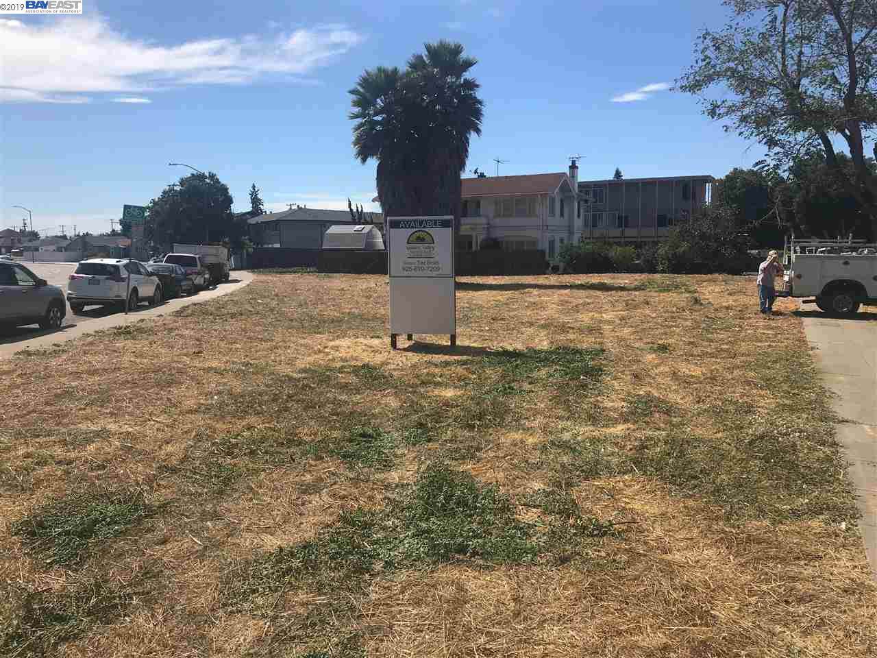 1405 Grand Ave - Photo 1