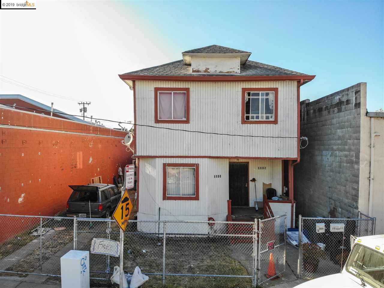 2211 West Street - Photo 1