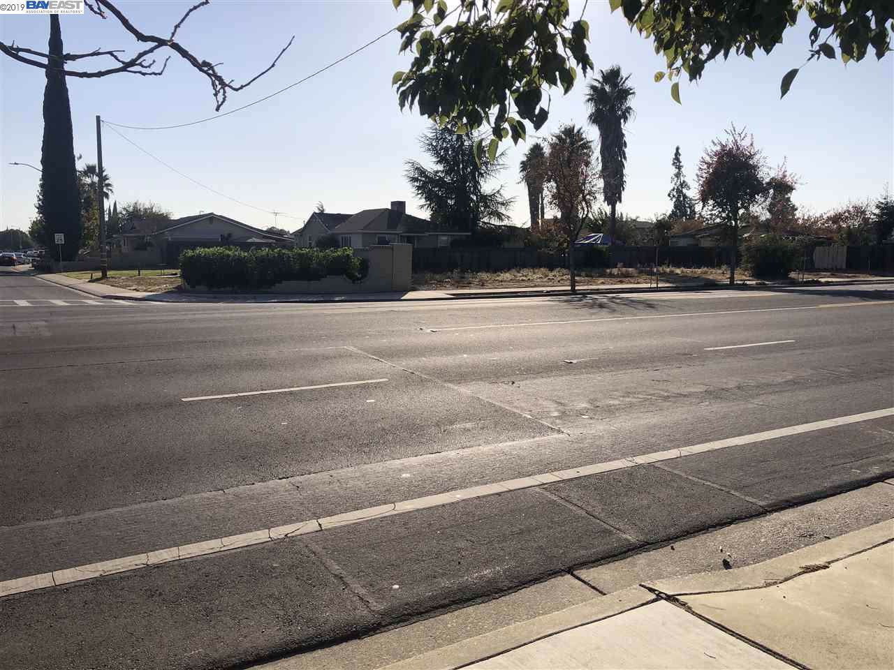 1087 Hacienda Ave - Photo 1