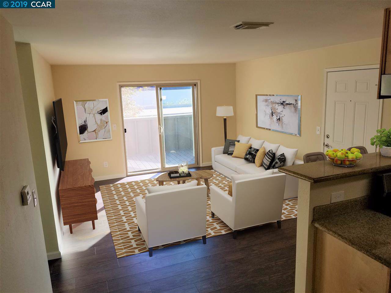 2105 Lakeview Circle - Photo 1