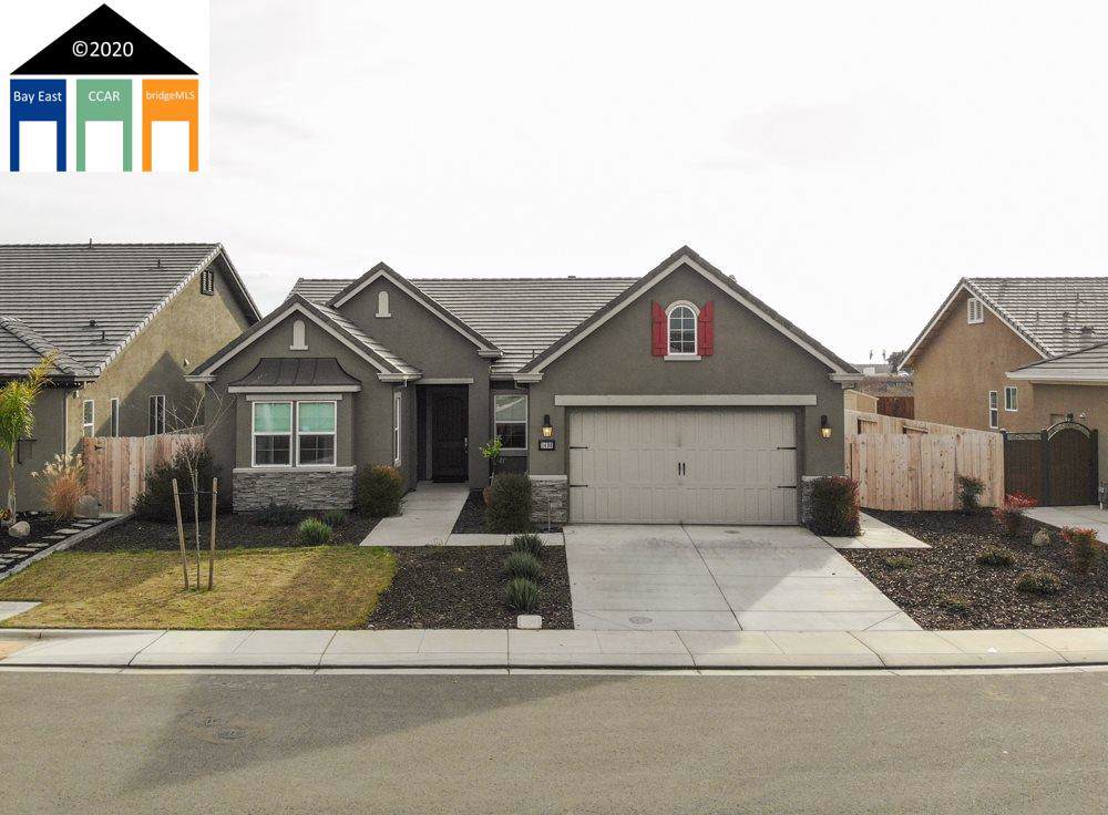 1490 Freestone - Photo 1