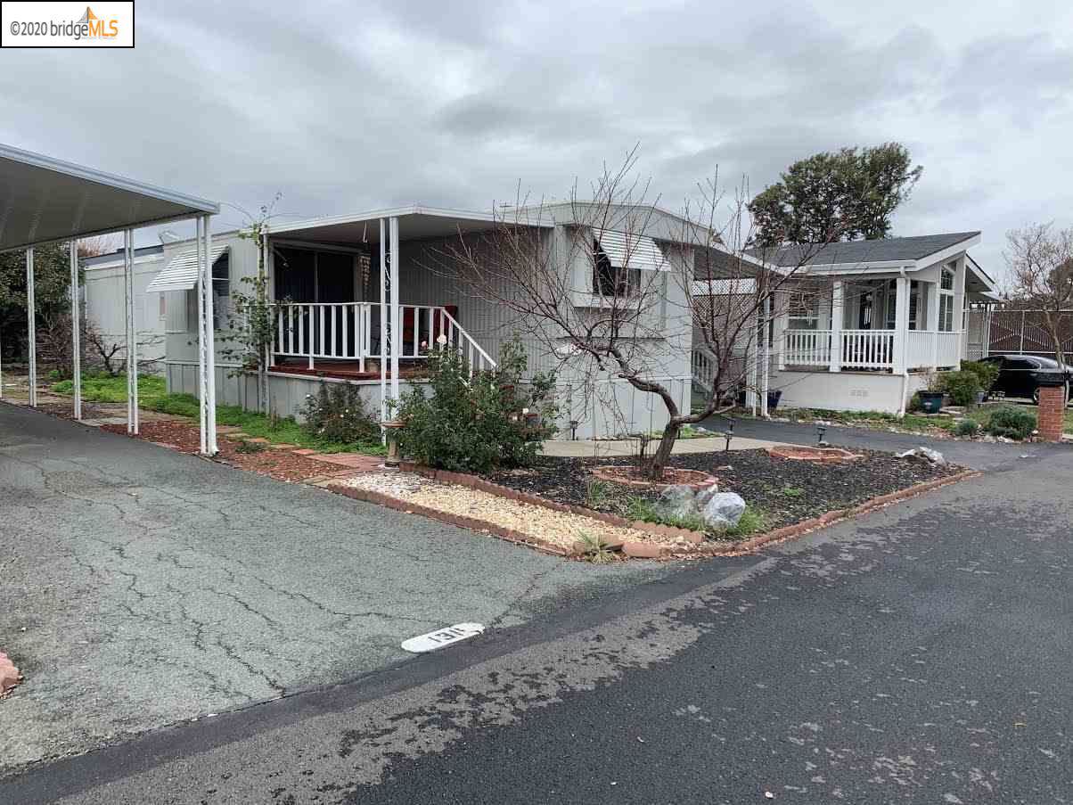 130 Banyon Drive - Photo 1