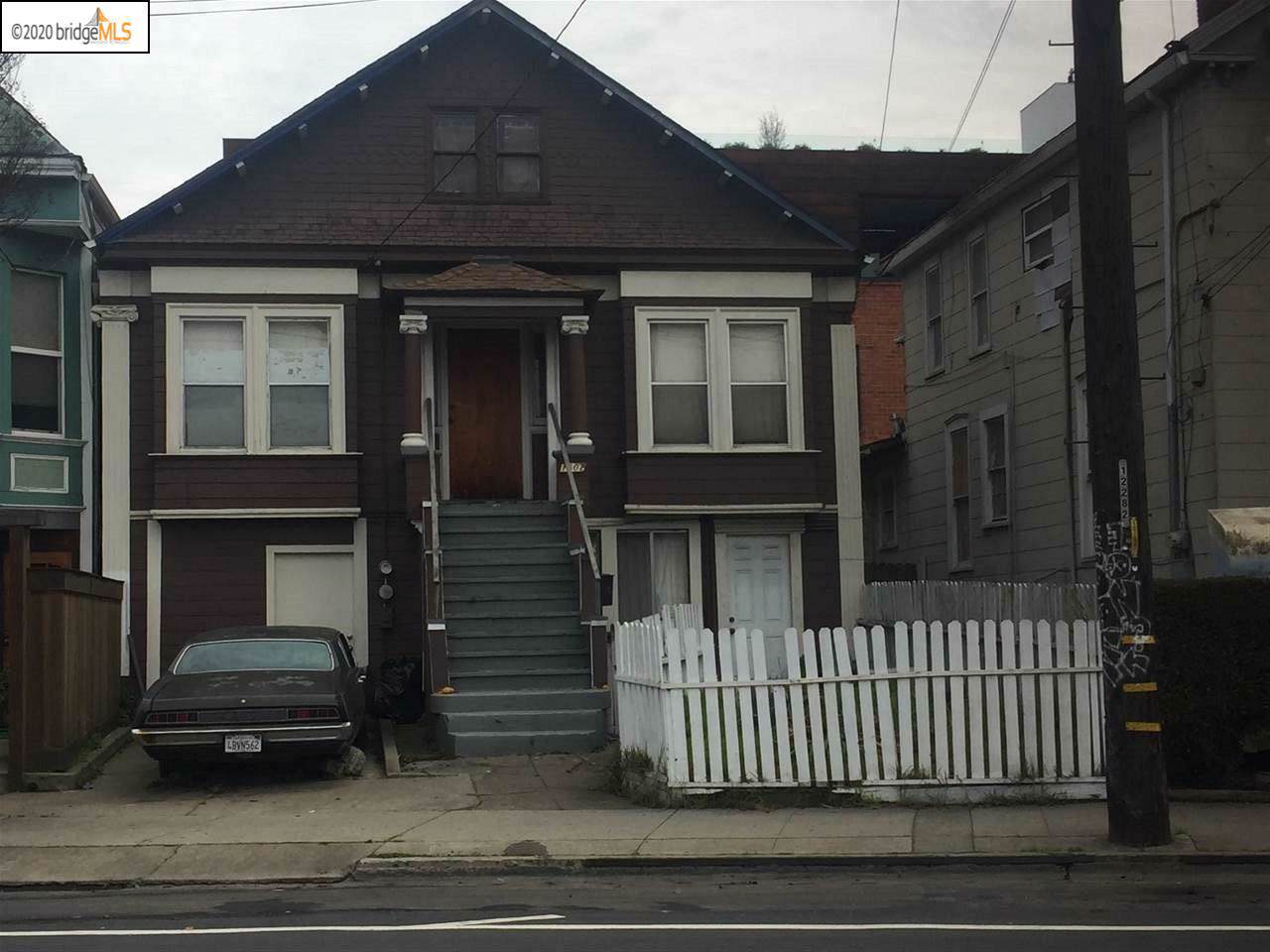 1502 Peralta Street - Photo 1