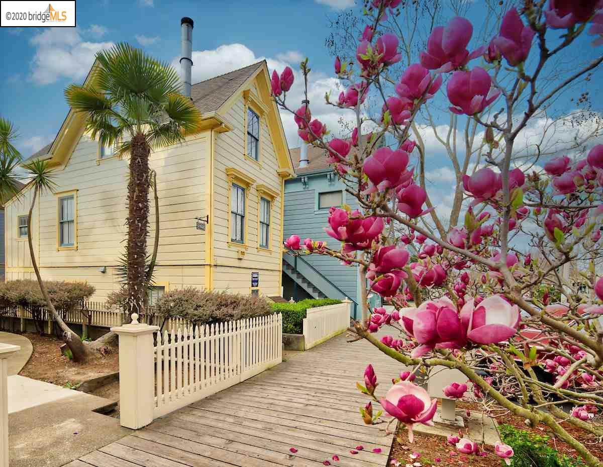 802 Delaware - Photo 1