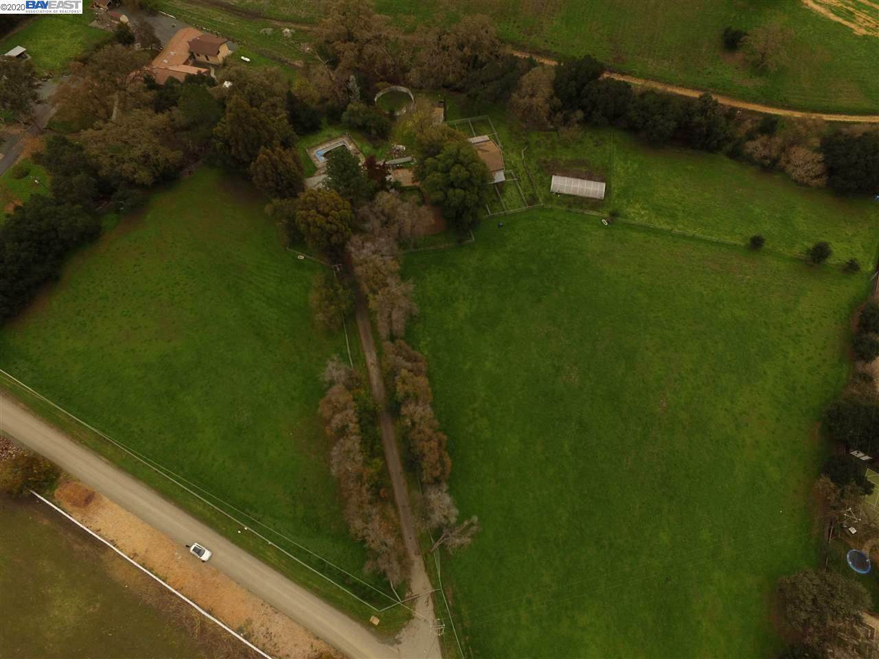 5574 Old School Rd - Photo 1