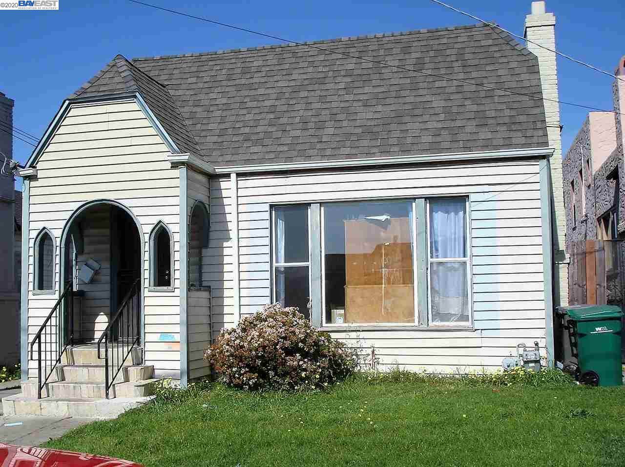 2475 80Th Ave - Photo 1