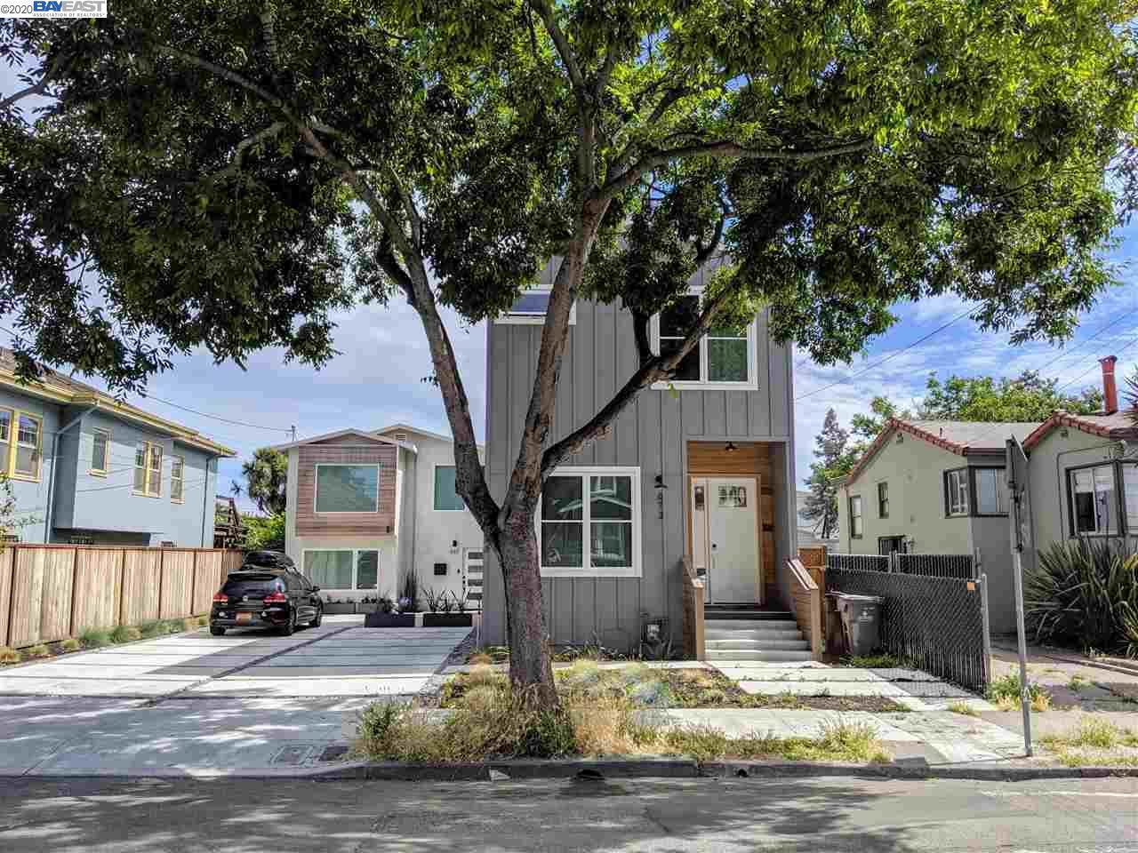 673 45Th St - Photo 1