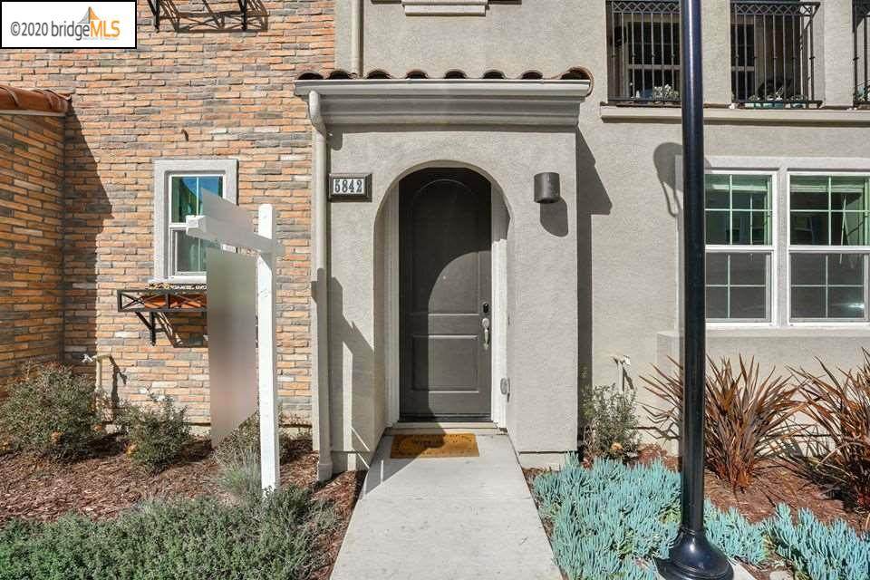 5842 Vizcaino Way - Photo 1 5842 Vizcaino Way - Photo 1