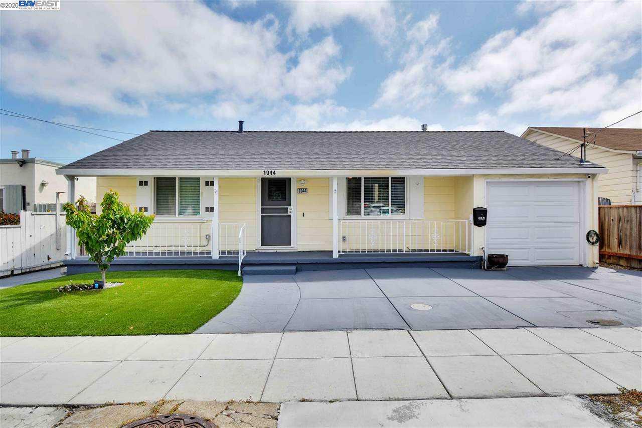 1044 Montgomery Avenue - Photo 1 1044 Montgomery Avenue - Photo 1