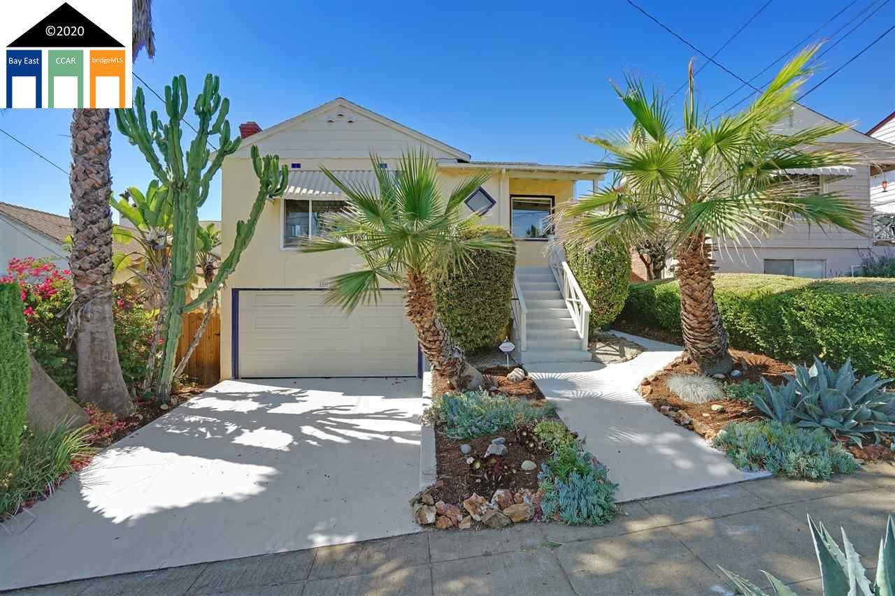 2973 Barrett St - Photo 1