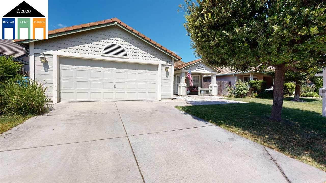 203 Dyer Ave - Photo 1
