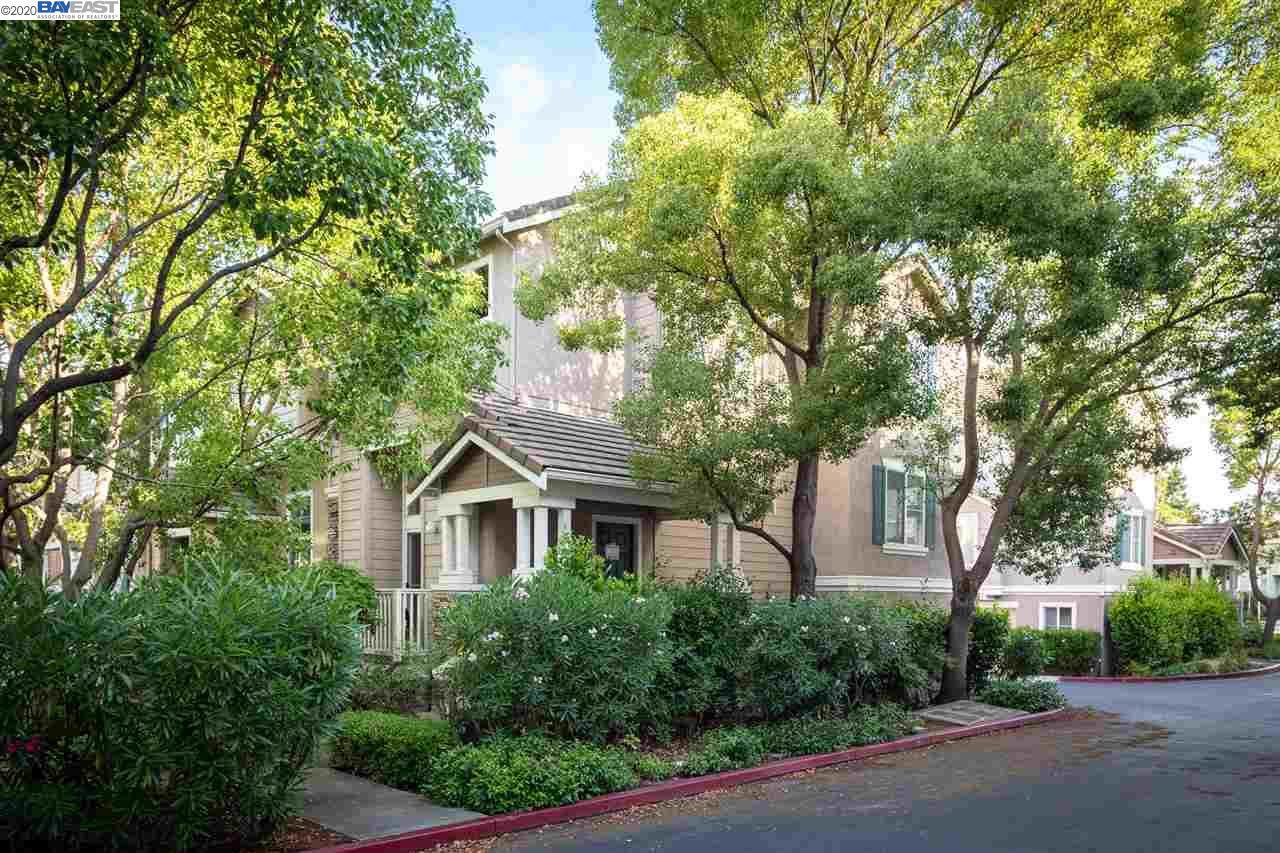 4551 Mangrove Dr 18 - Photo 1