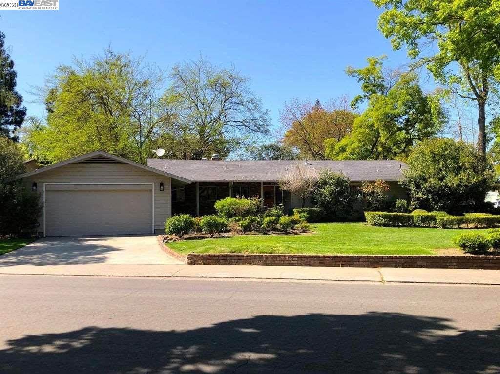 7319 Woodside Dr. - Photo 1