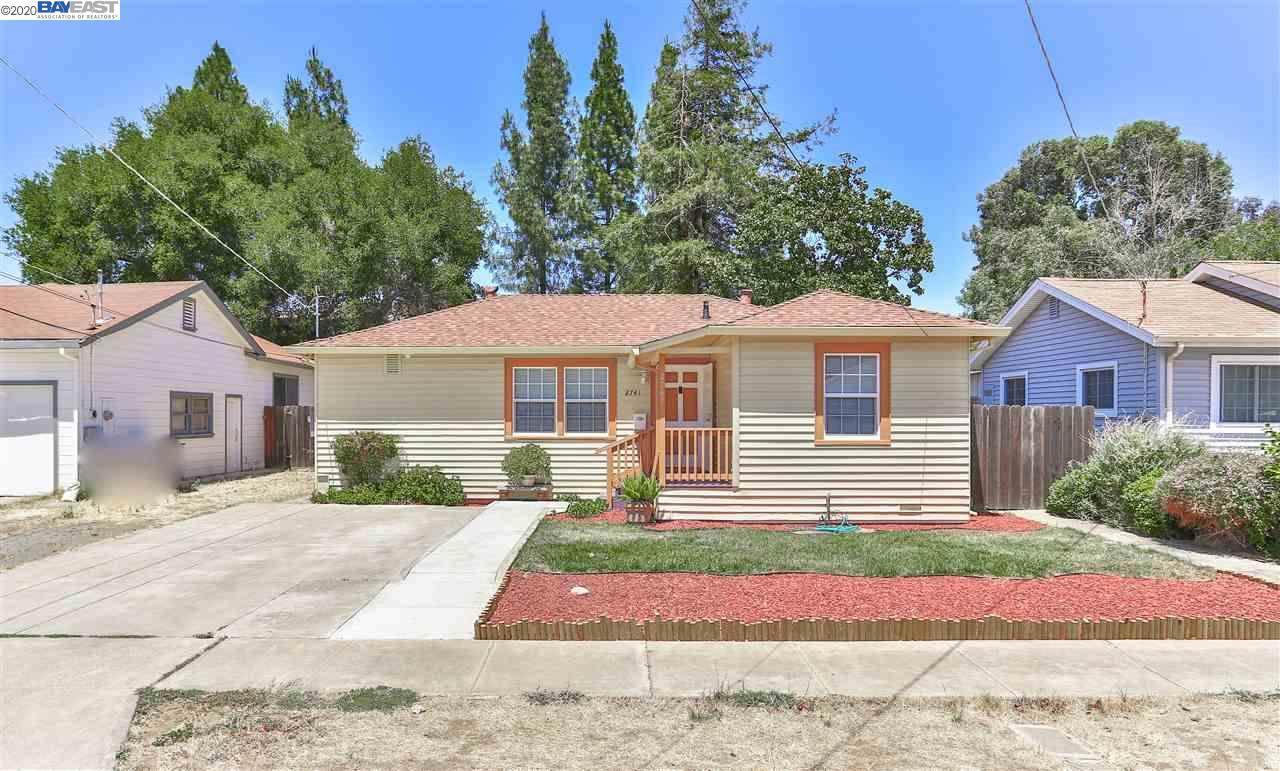 2741 Pacific St - Photo 1
