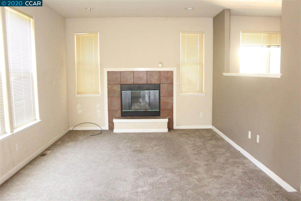 2122 20th Street - Photo 1