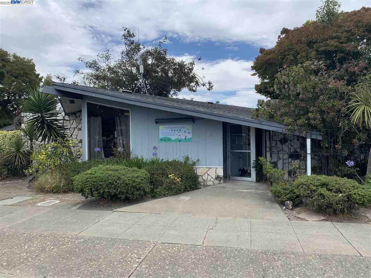 500 Park St - Photo 1