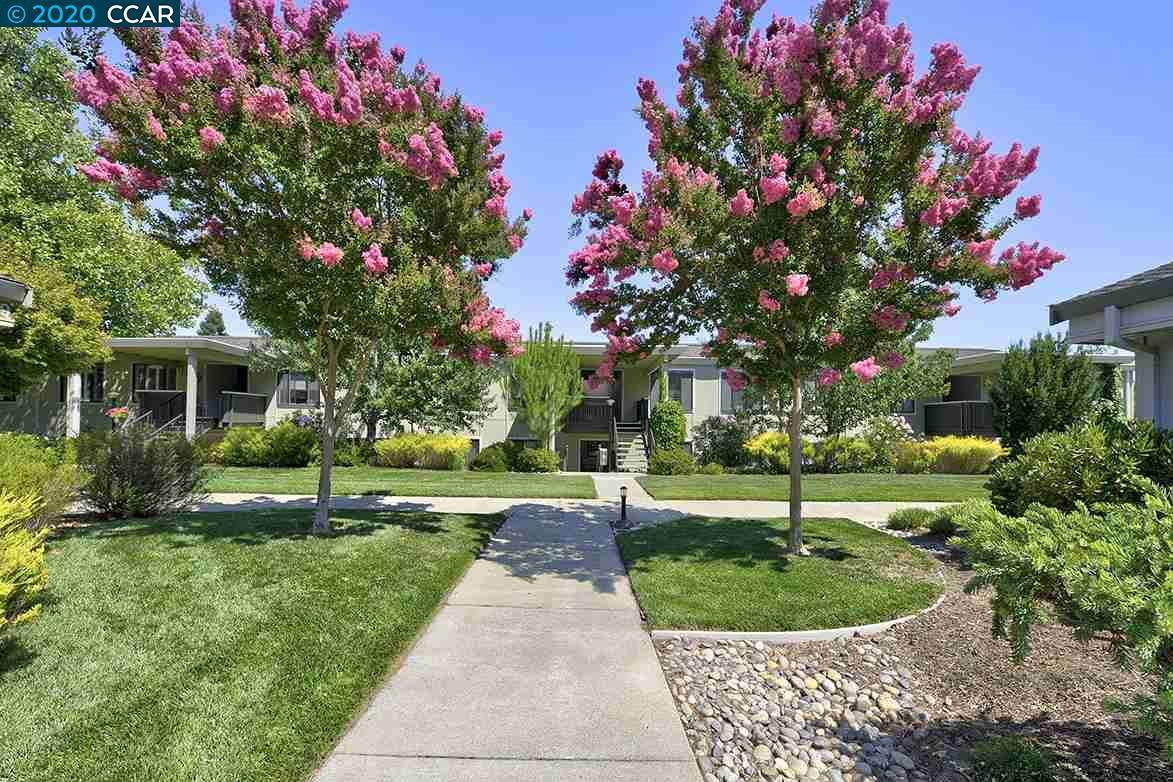 2301 Pine Knoll Dr 9 - Photo 1