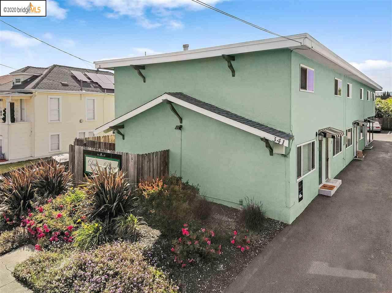341 Castro St - Photo 1
