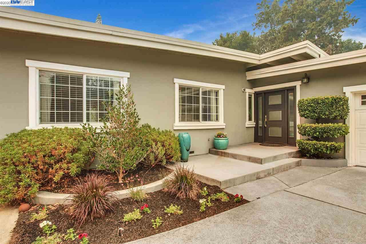 102 Rae Anne Dr - Photo 1