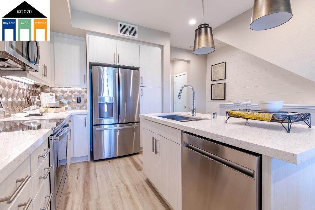 3945 Wattling Street 39 - Photo 1