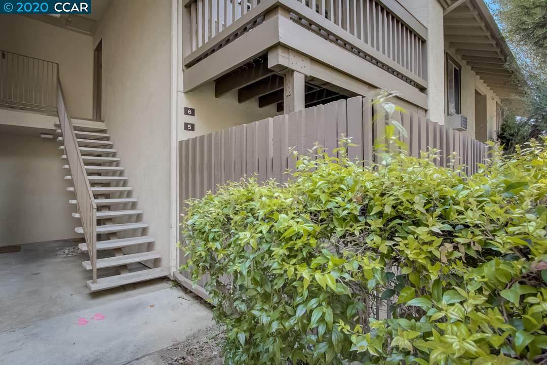 2730 Oak Rd 5 - Photo 1
