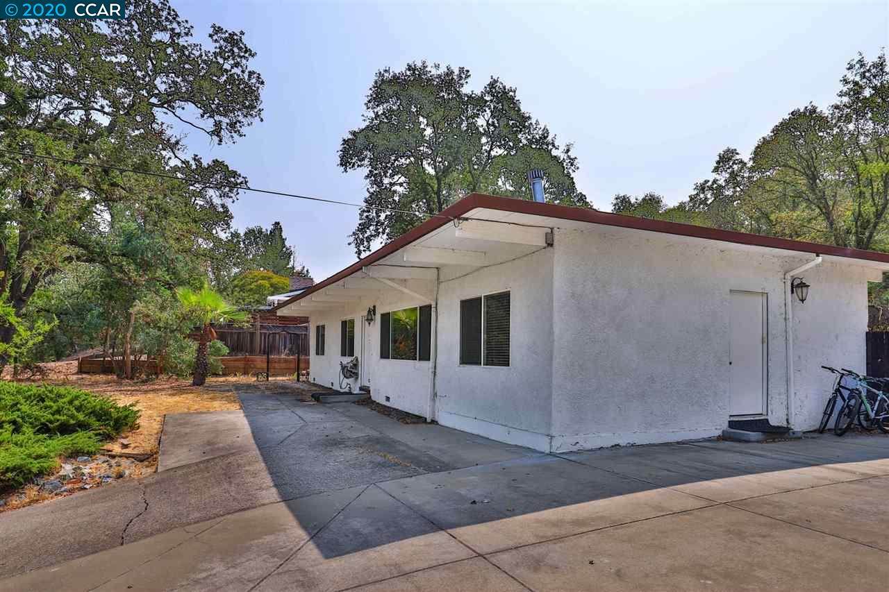 3091 Walnut Blvd - Photo 1