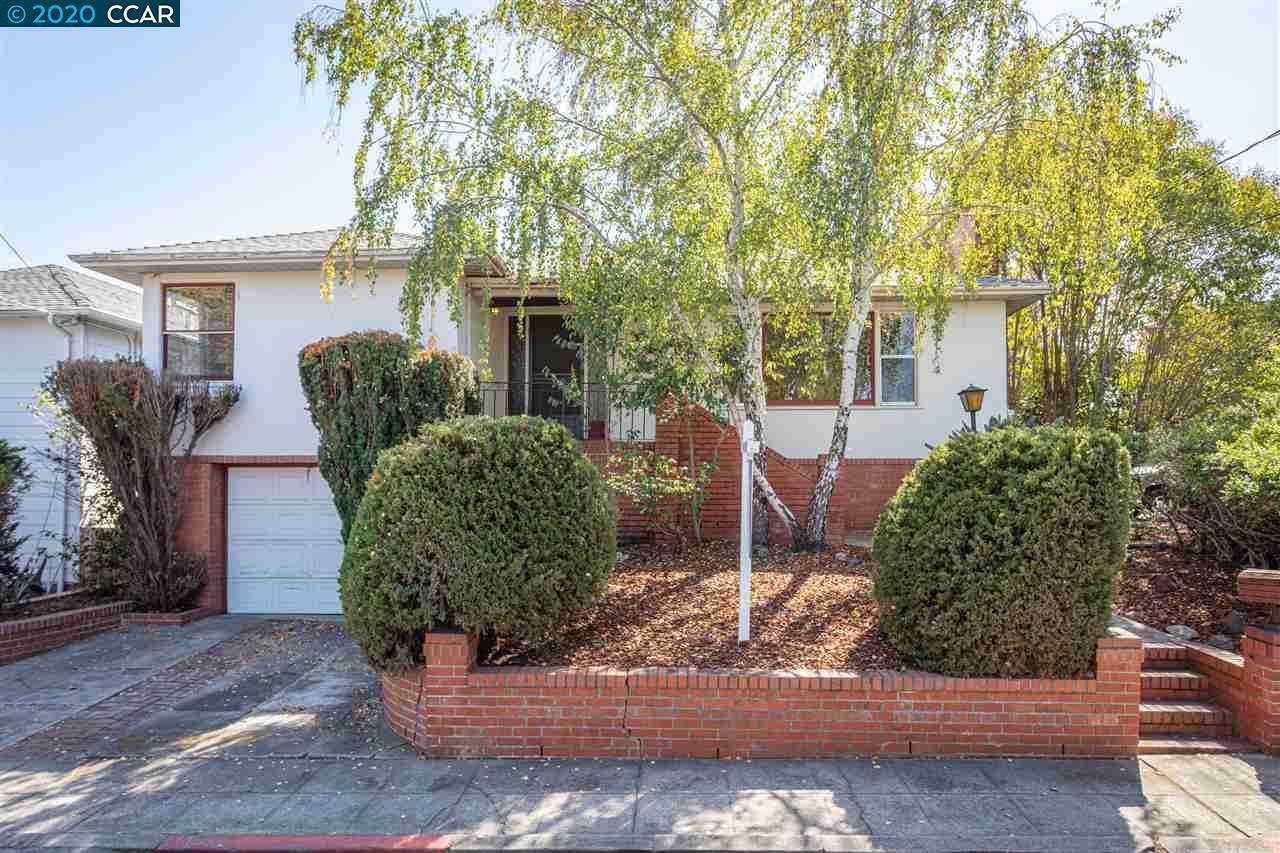 615 Alhambra St - Photo 1
