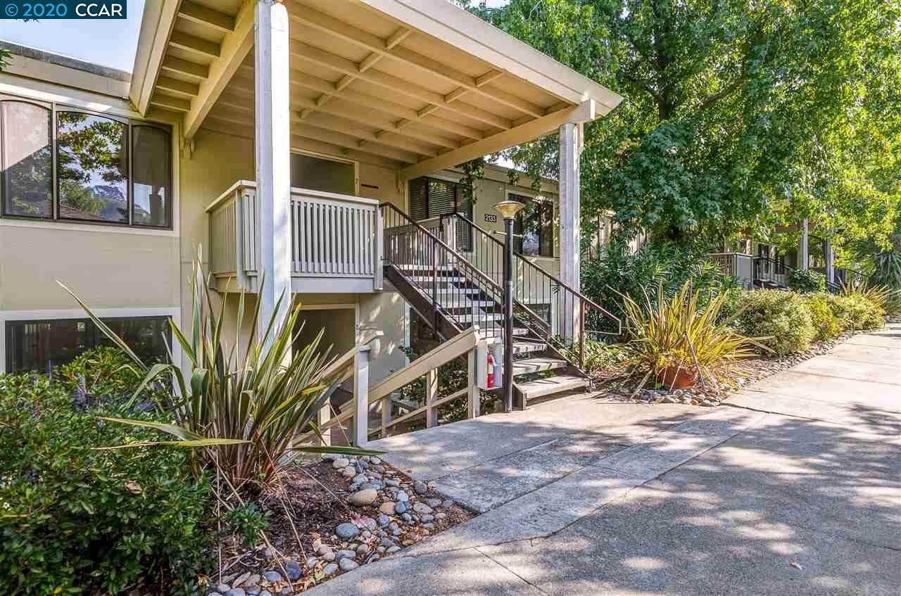2133 Pine Knoll Dr 8 - Photo 1