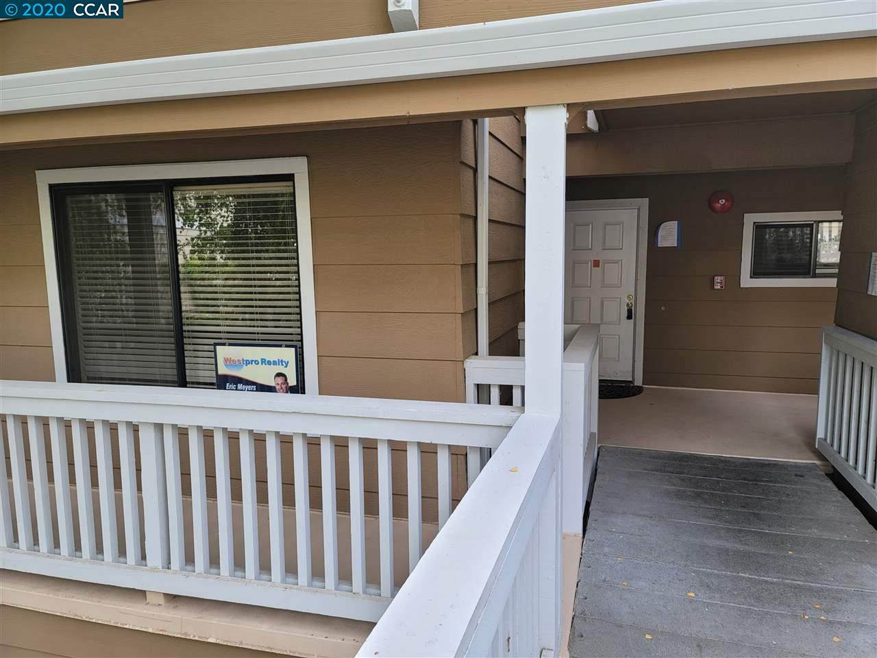 186 Farm Ln - Photo 1