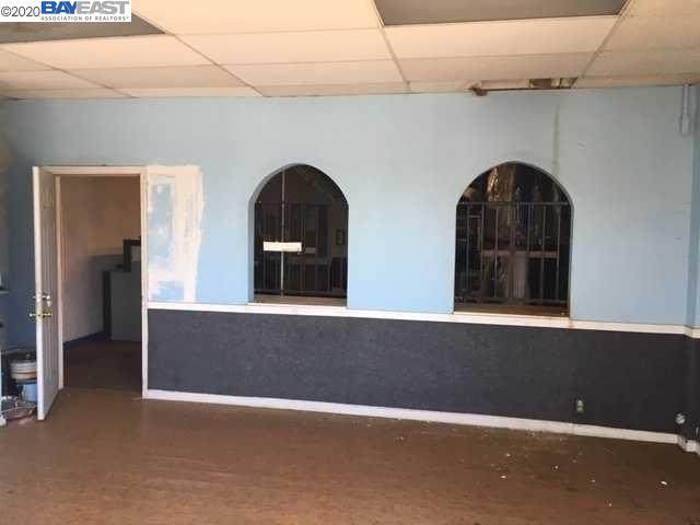 7108 International Blvd - Photo 1