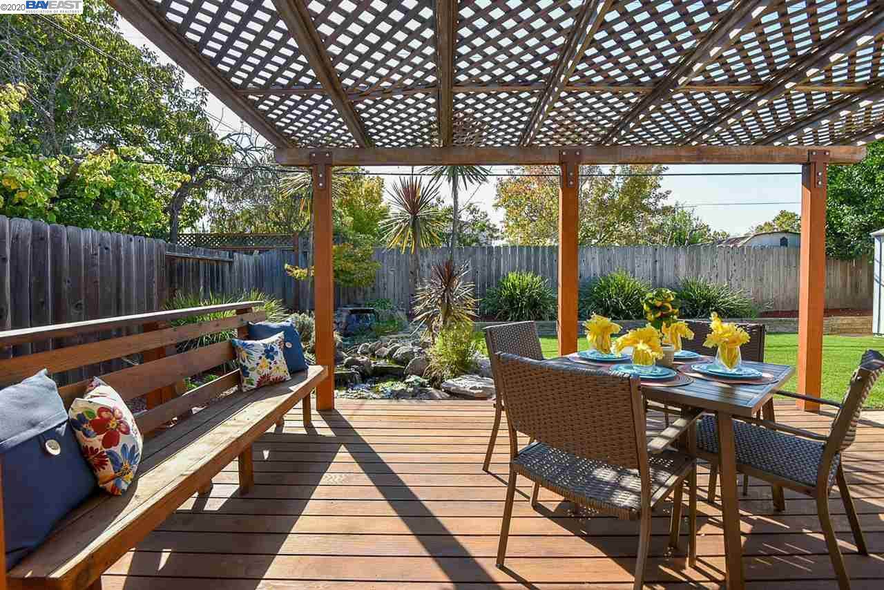 714 Lakechime Dr - Photo 1