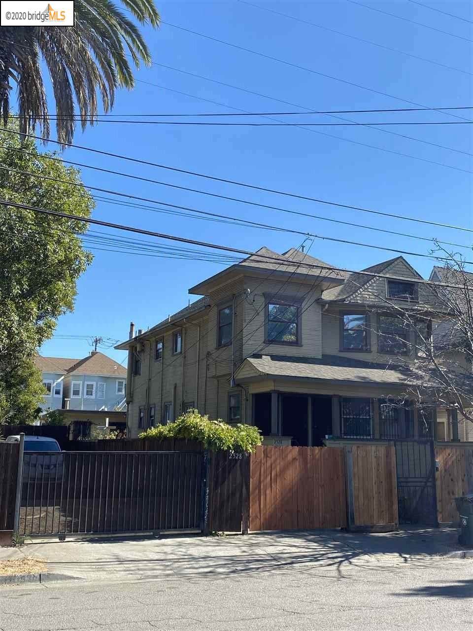2526 Myrtle St - Photo 1