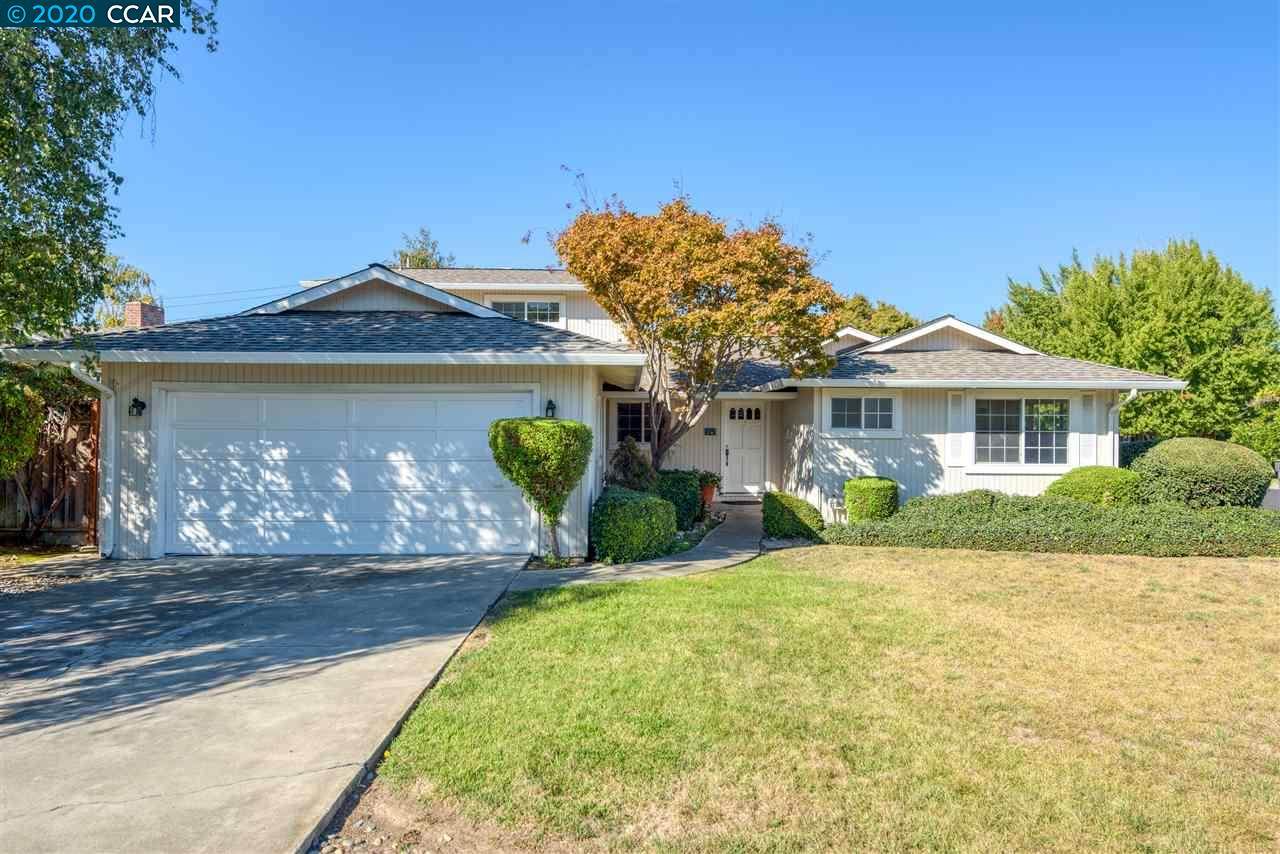 49 Peter Dr - Photo 1